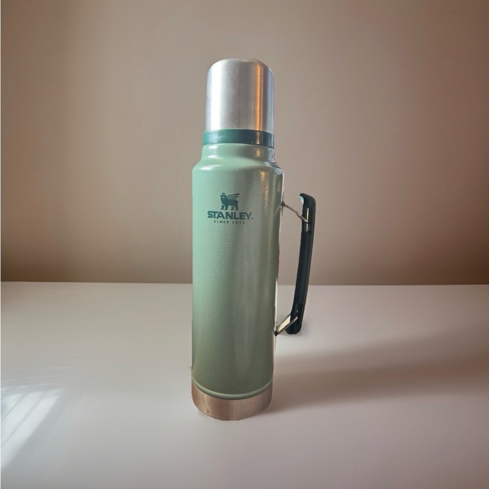 Stanley Classic Green Thermos Bottle with Handle